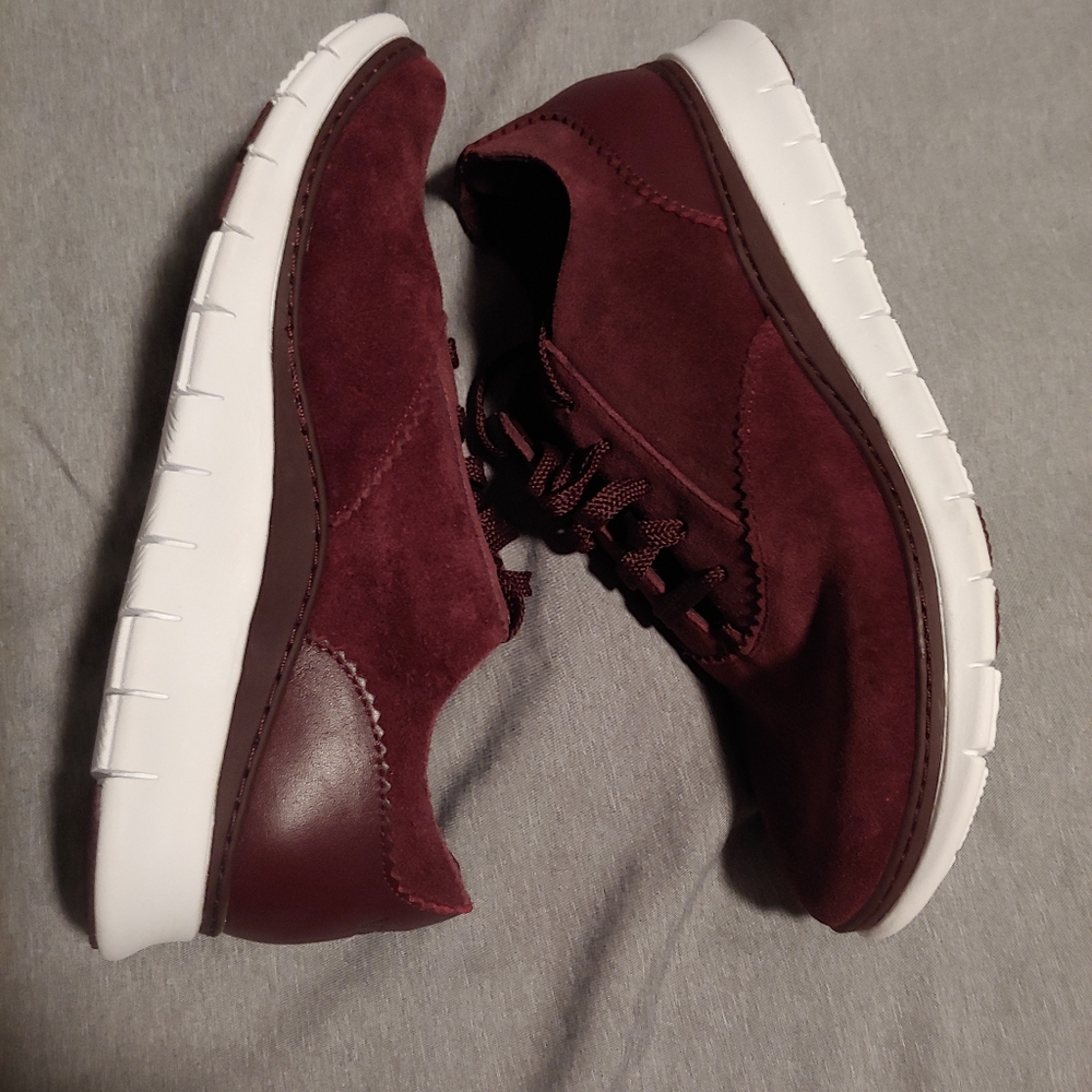 Vionic Orthotic Sneaker - Picture 5 of 7